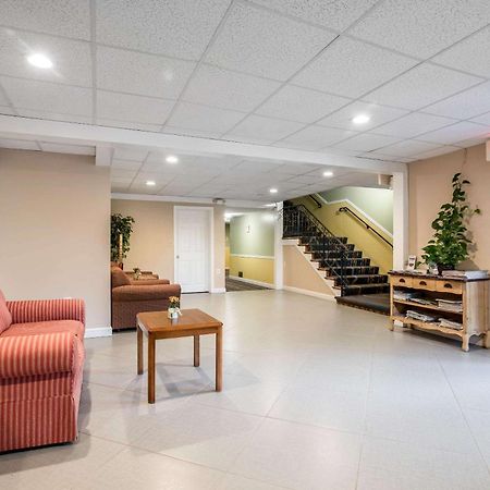Tiltonlodge Inn & Suites Εξωτερικό φωτογραφία